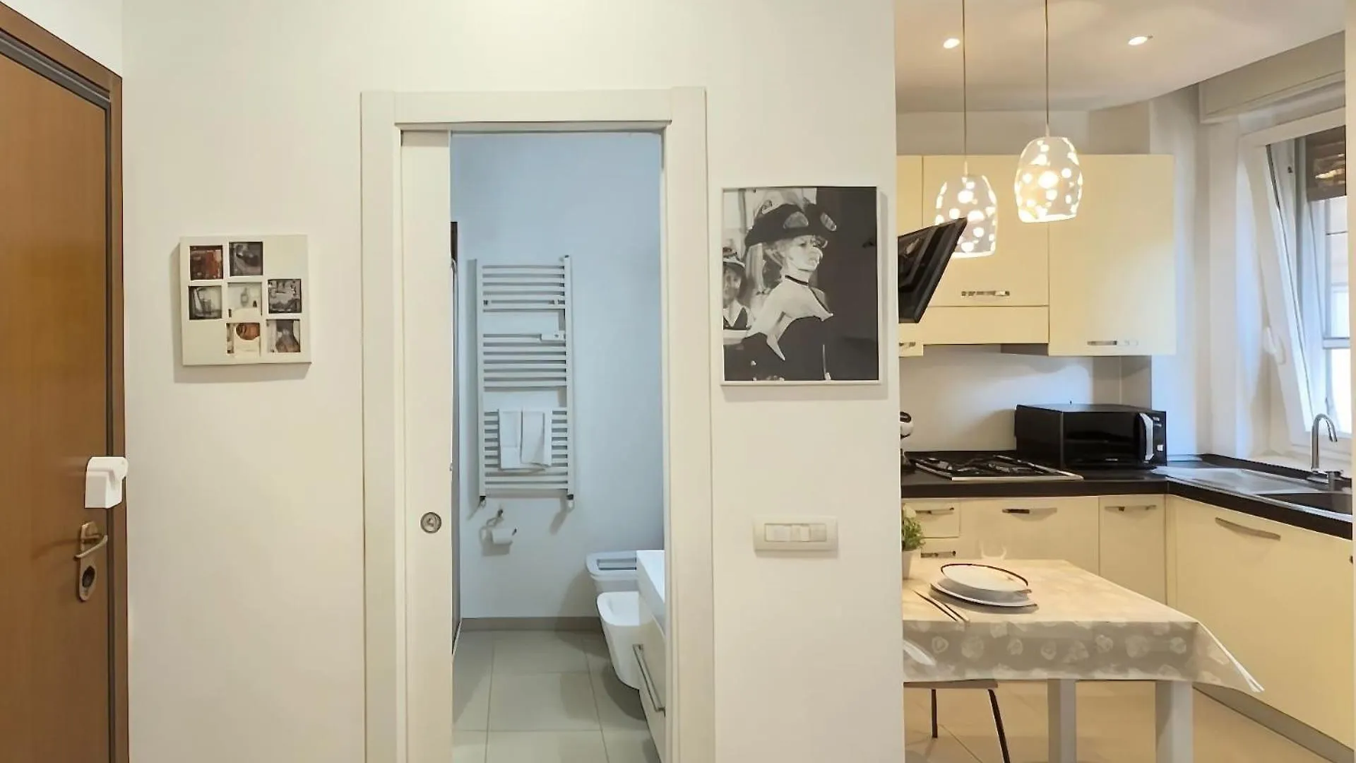 Homeby, Casa Marianna Milano 0*,  İtalya