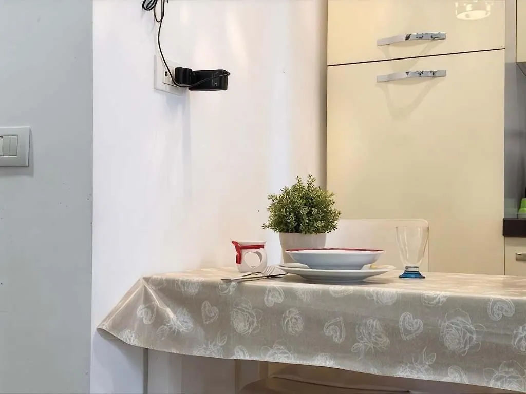 Daire Homeby, Casa Marianna Milano