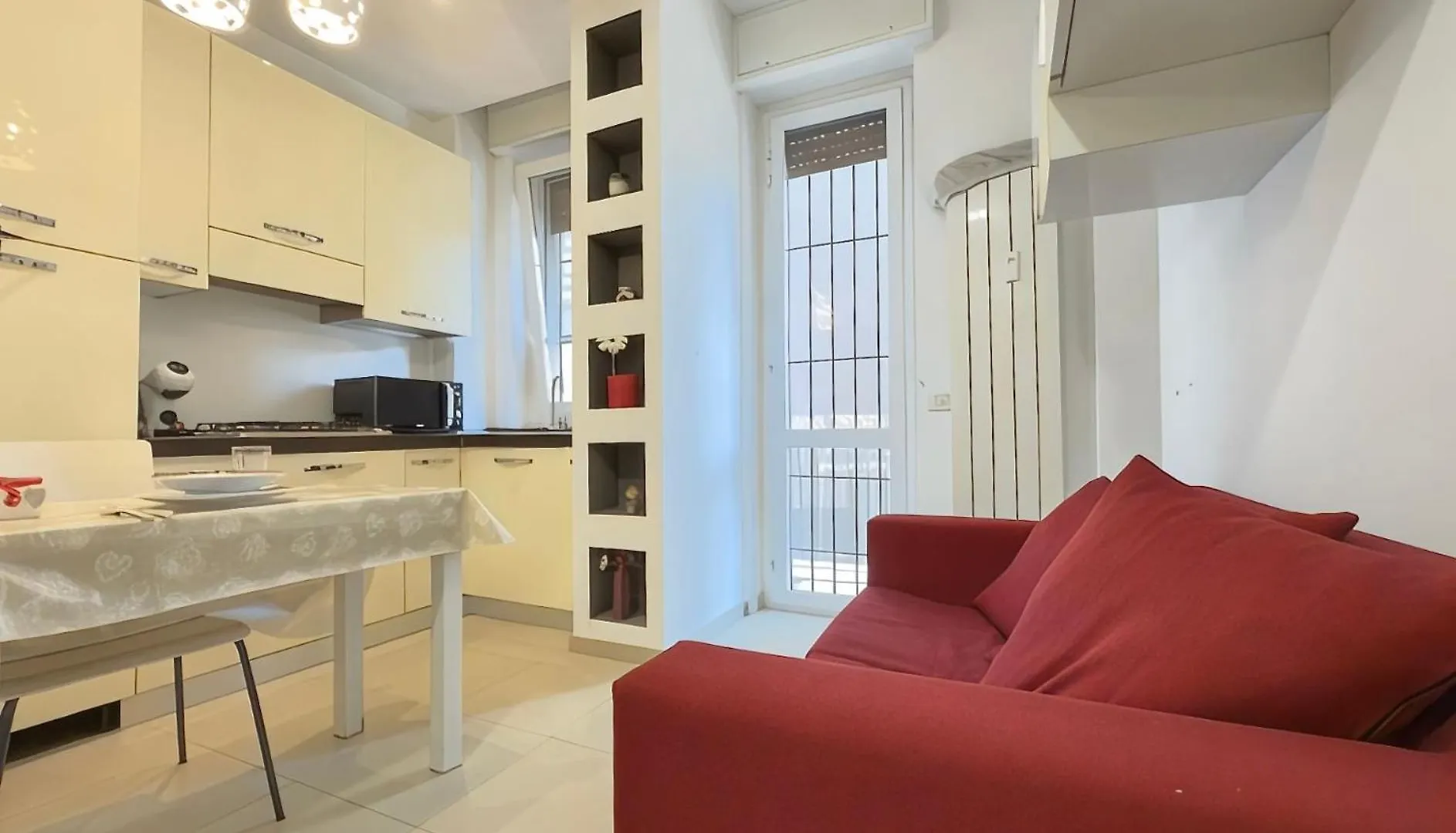 Homeby, Casa Marianna Milano 0*,  İtalya